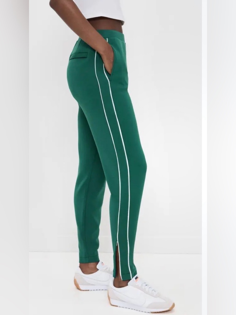 Varley DoubleSoft Slim Piped Track Pants In Forest